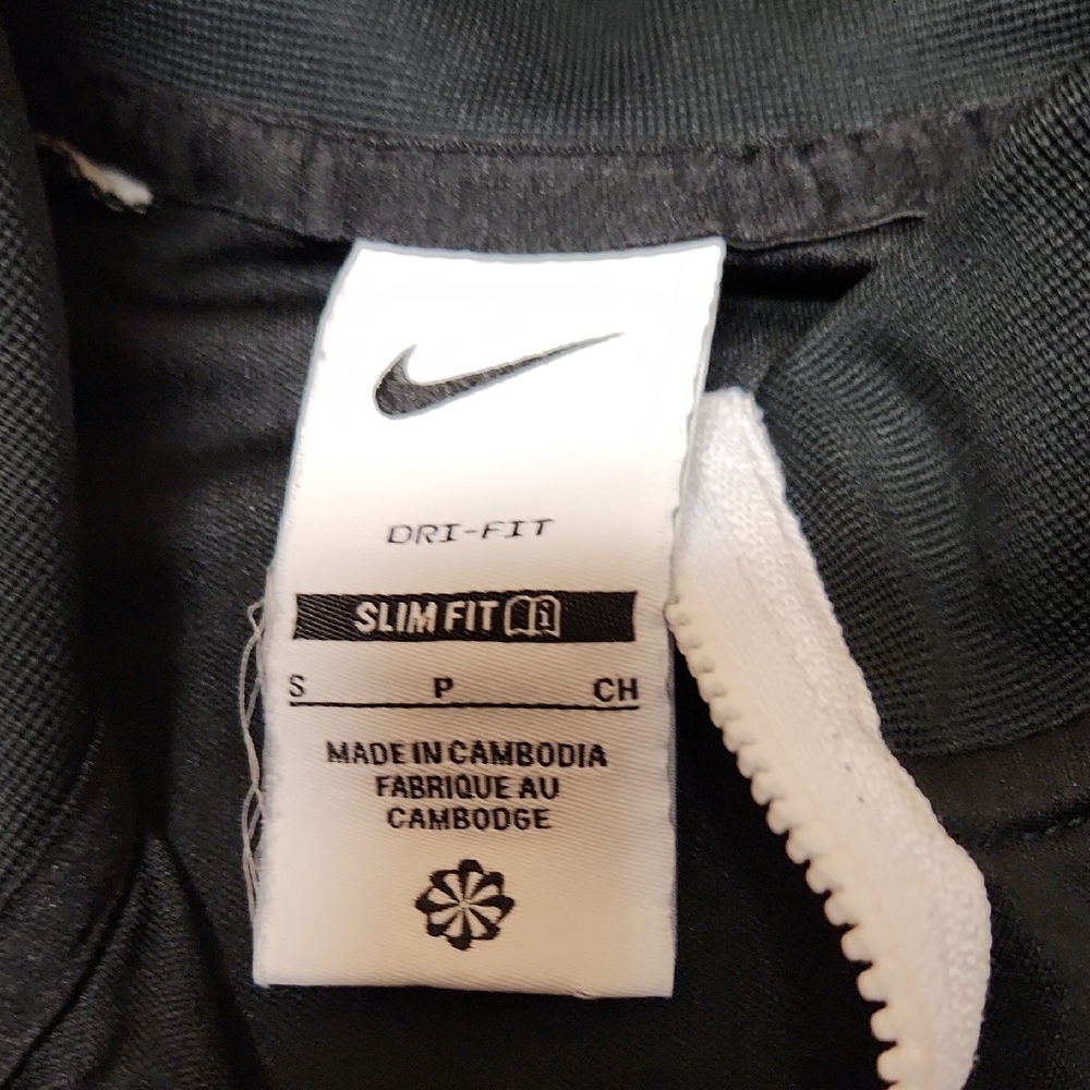 Nike Black and White Men's Track Jacket - Picture 4 of 11